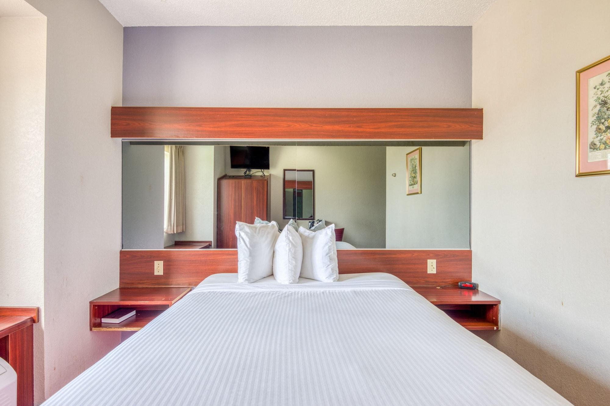 Trident Inn & Suites, Baton Rouge (Adults Only) Prairieville Esterno foto